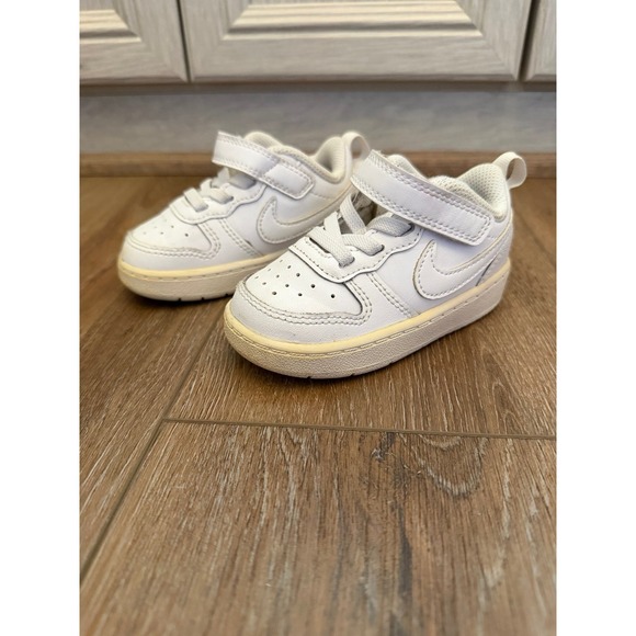 Nike Toddler Sz 6 - Picture 2 of 6